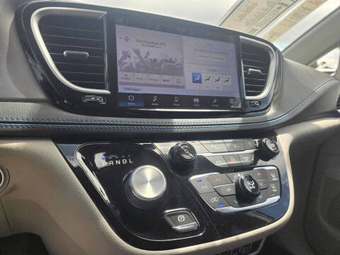 2021 Chrysler Pacifica Touring