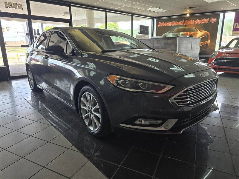 2017 Ford Fusion SE