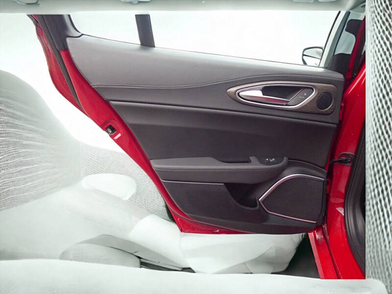 2023 Alfa Romeo Giulia Ti