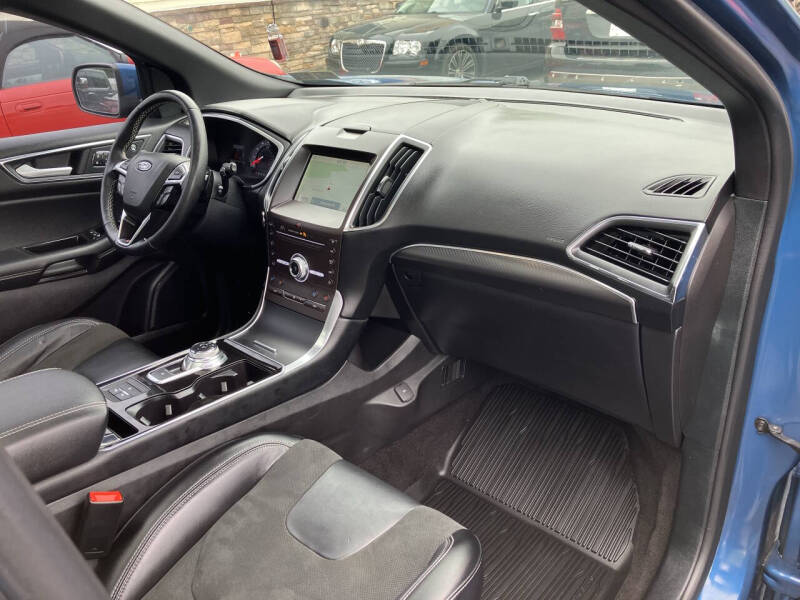 2019 Ford Edge ST