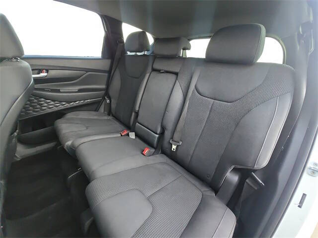 2019 Hyundai Santa Fe SE 2.4L