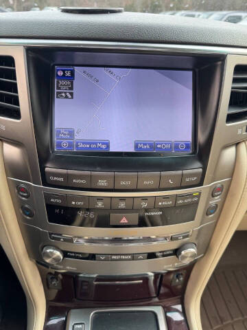 2013 Lexus LX 570