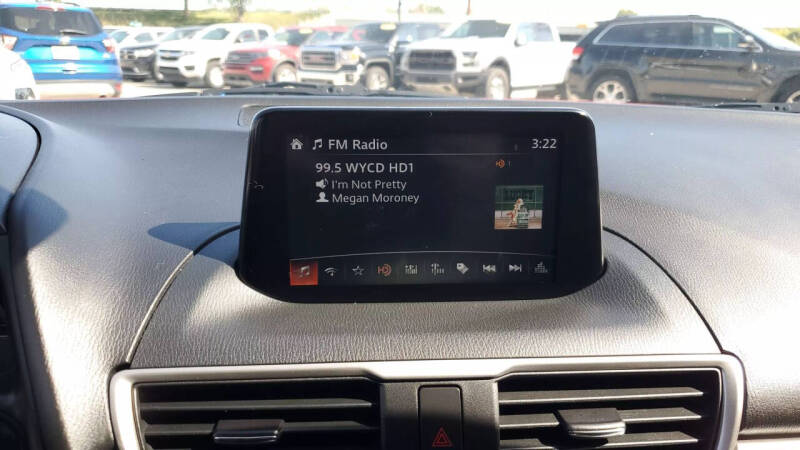 2018 Mazda MAZDA3 Touring