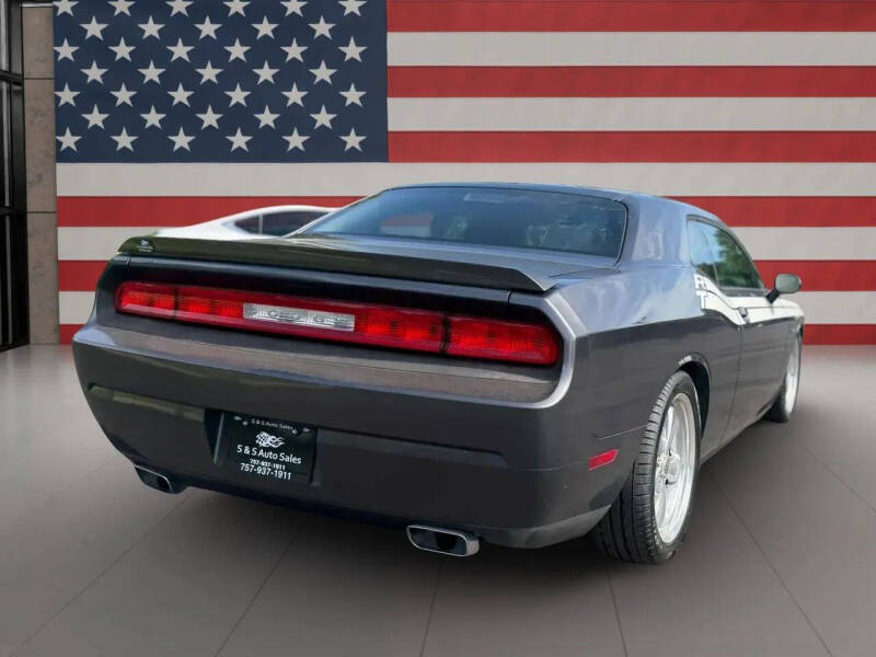 2013 Dodge Challenger R/T Classic