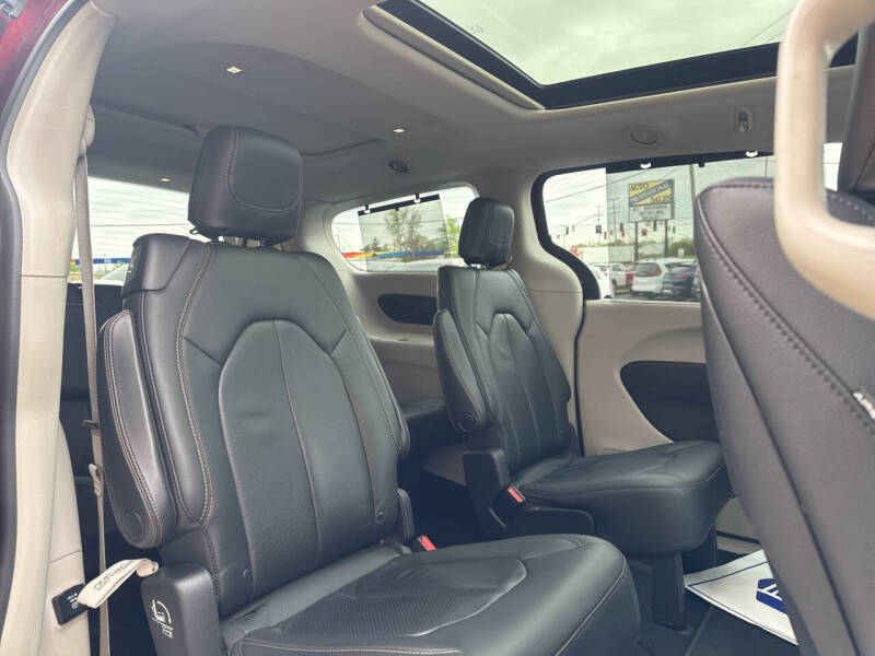 2018 Chrysler Pacifica Touring L Plus