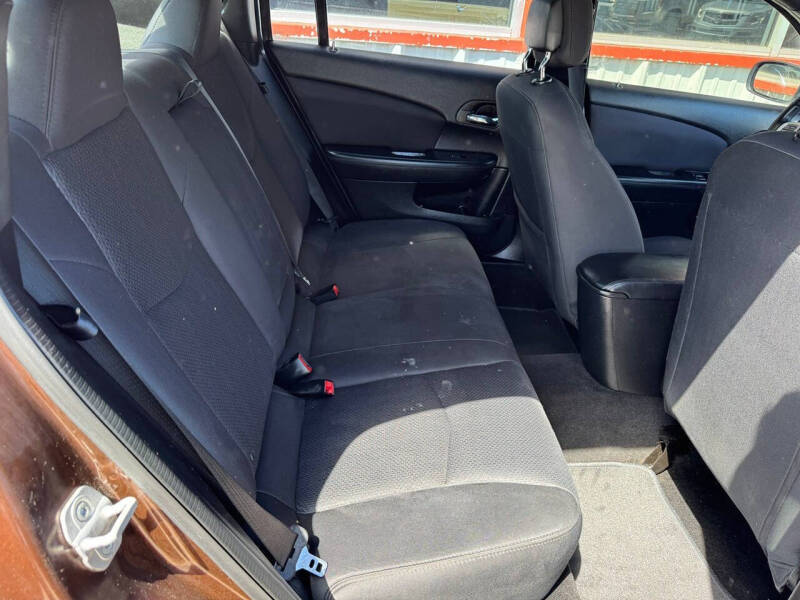 2012 Chrysler 200 Touring