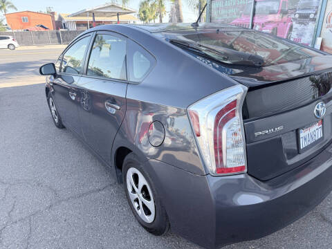 2015 Toyota Prius Two