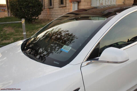 2020 Tesla Model 3 Performance