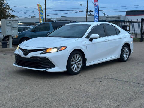 2018 Toyota Camry LE