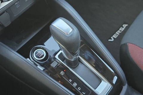 2025 Nissan Versa SR