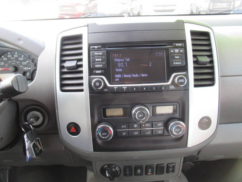 2015 Nissan Frontier SV