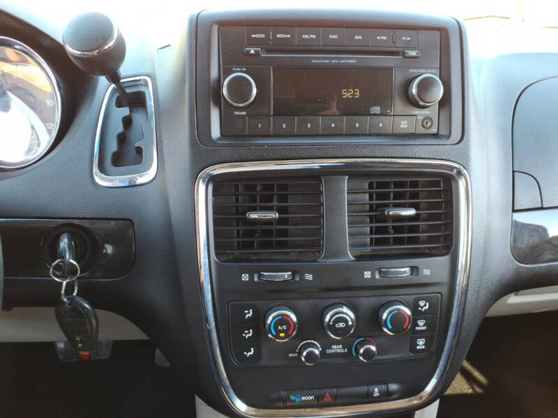 2013 Dodge Grand Caravan SE