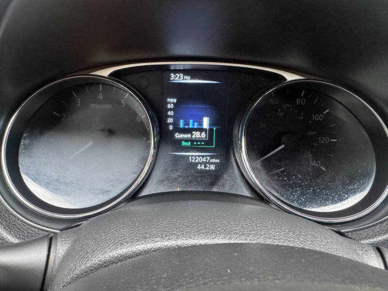 2016 Nissan Rogue SL