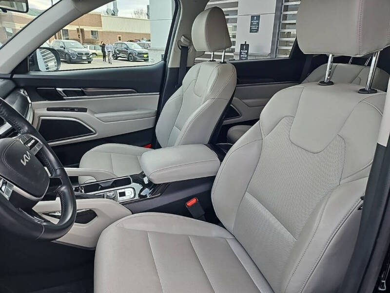 2023 Kia Telluride S