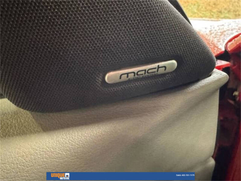 2002 Ford Mustang Deluxe