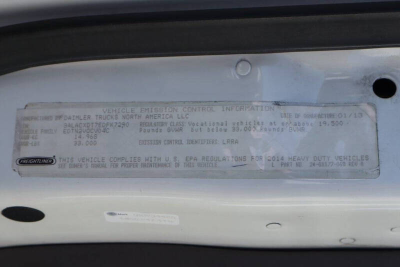 2014 Freightliner M2 106