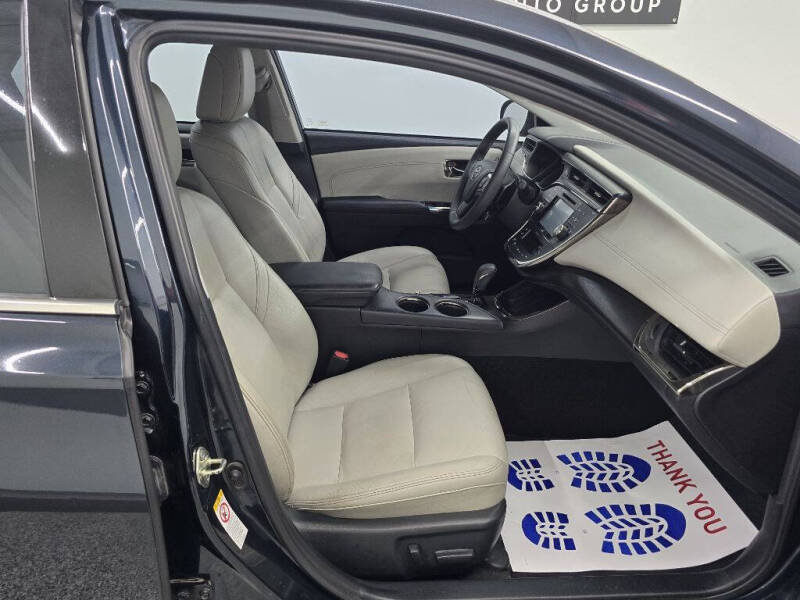 2016 Toyota Avalon XLE