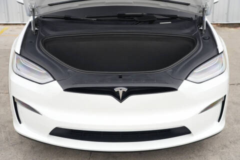 2023 Tesla Model X Standard Range