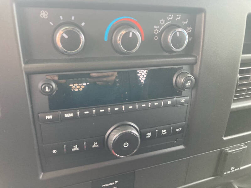 2020 Chevrolet Express 2500