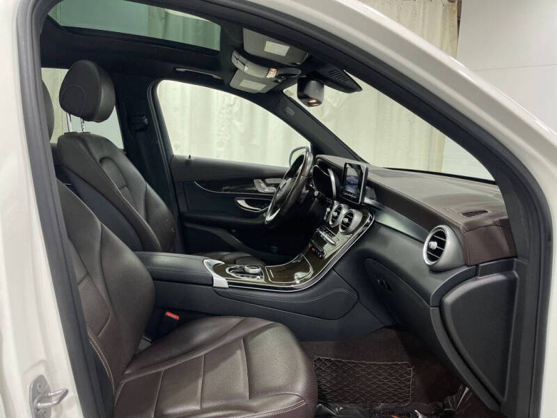 2017 Mercedes-Benz GLC GLC 300 4MATIC