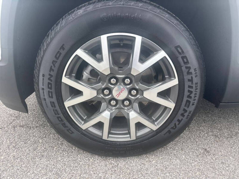 2023 GMC Acadia SLE