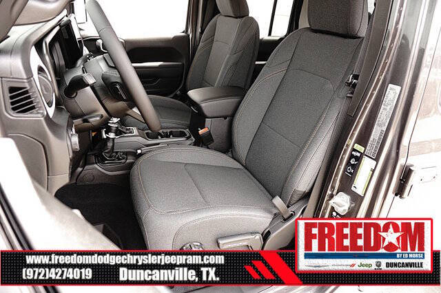 2025 Jeep Gladiator Sport S