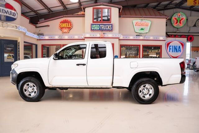 2023 Toyota Tacoma SR