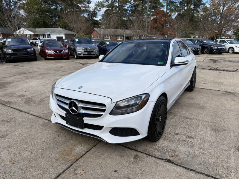 2017 Mercedes-Benz C-Class C300's photo