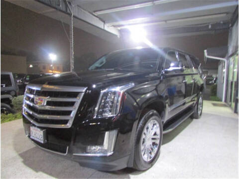 2018 Cadillac Escalade ESV Standard