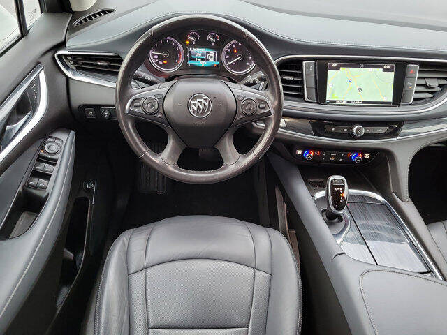 2018 Buick Enclave Essence