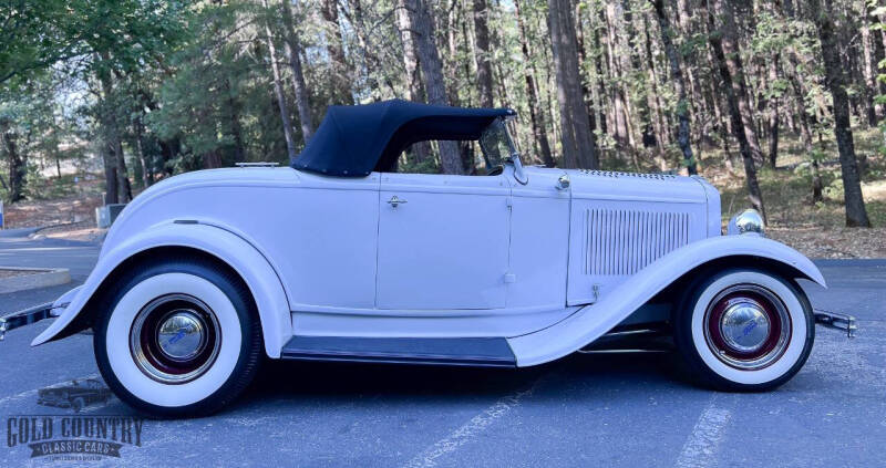 1932 Ford Model 18