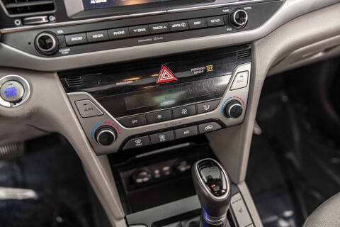 2018 Hyundai Elantra