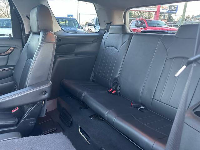 2016 GMC Acadia Denali