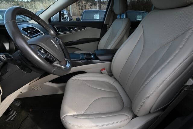 2020 Lincoln Nautilus Reserve