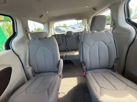 2017 Chrysler Pacifica Touring
