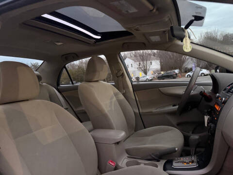 2010 Toyota Corolla LE