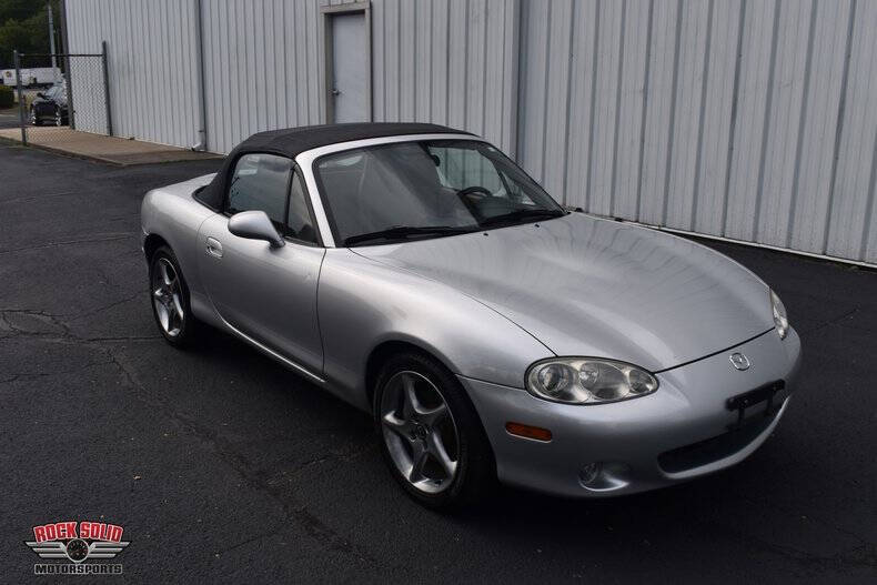 2002 Mazda MX-5 Miata