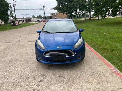 2018 Ford Fiesta for sale at RP AUTO SALES & LEASING in Arlington TX