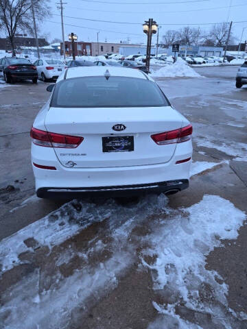 2020 Kia Optima LX