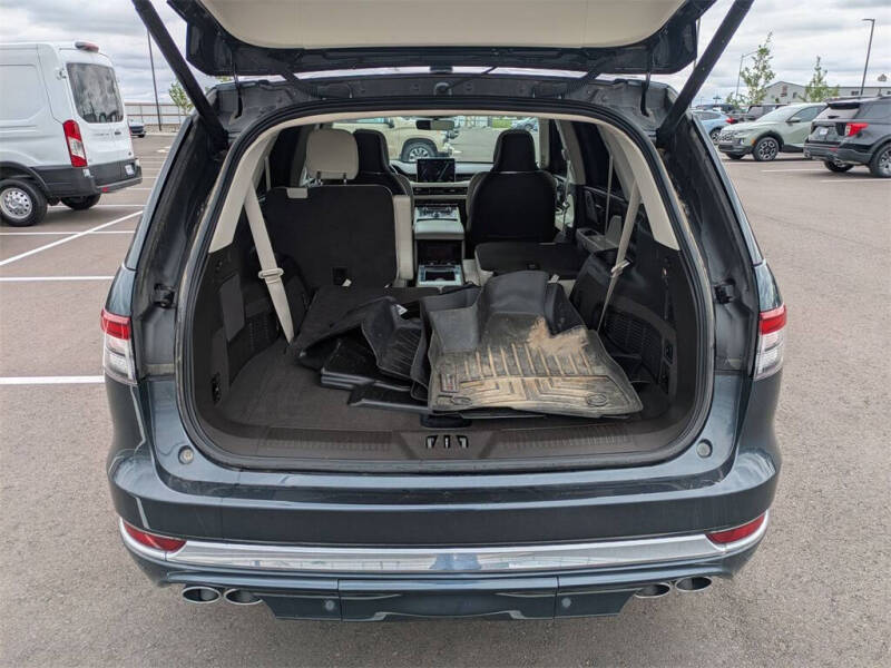 2022 Lincoln Aviator Black Label