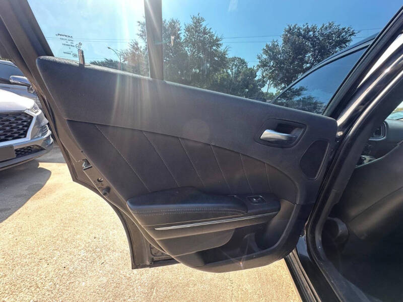 2015 Dodge Charger SXT