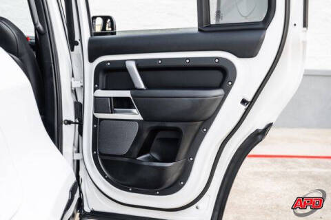 2022 Land Rover Defender 110 X-Dynamic HSE