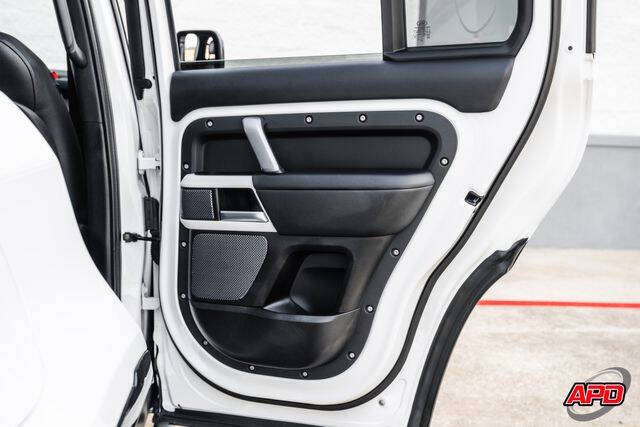 2022 Land Rover Defender 110 X-Dynamic HSE