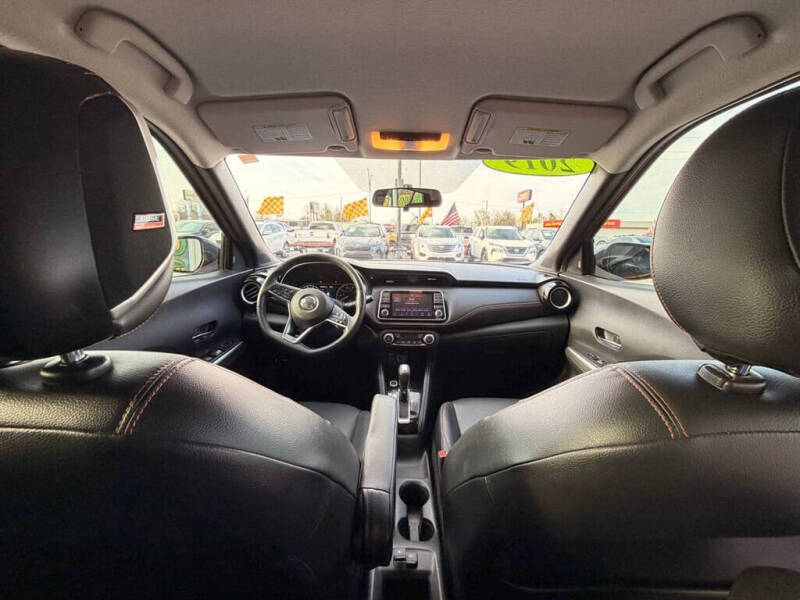 2019 Nissan Kicks S