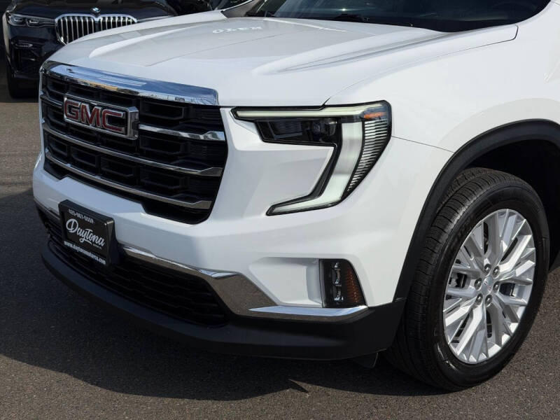 2024 GMC Acadia Elevation