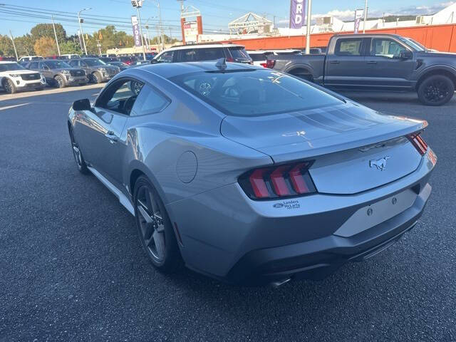 2025 Ford Mustang EcoBoost