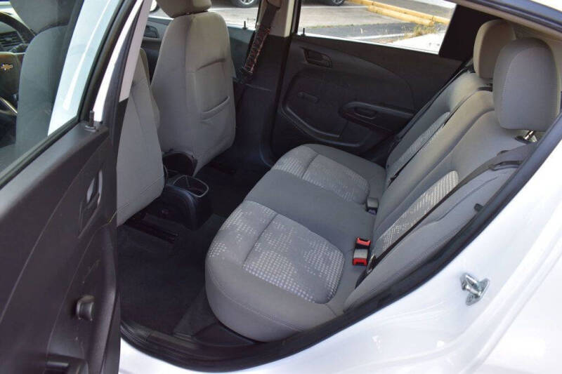 2016 Chevrolet Sonic LS Auto