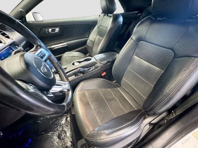 2020 Ford Mustang EcoBoost Premium