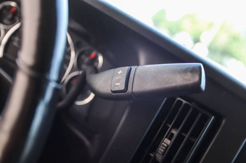 2023 Chevrolet Express 2500