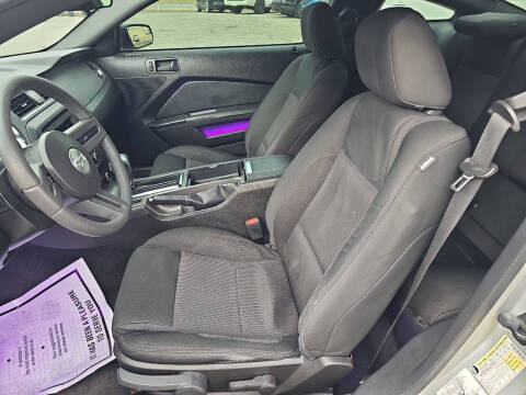 2011 Ford Mustang V6